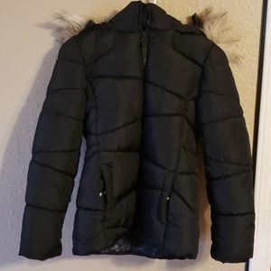 Puffy Quilted Jacket with hood faux fur trim